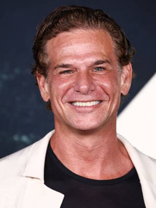World Premiere Of Netflix s Animals WESTWOOD, LOS ANGELES, CALIFORNIA, USA - OCTOBER 01: Mark Kassen arrives at the World Premiere Of Netflix s Animals held at Westwood Village Theater on October 1, 2026 in Westwood, Los Angeles, California, United States. Westwood Westwood Village Theater California United States Copyright: xXavierxCollin ImagexPressxAgencyx