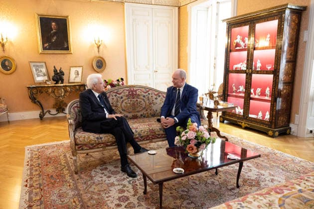 October 2, 2026, Principato Di Monaco: A handout picture, provided by Quirinale Press Office, shows Italian President of the Republic Sergio Mattarella with Prince Albert II of Monaco at the Prince s Palace, Monaco, 2 October 2026. ANSA Ammendola +++ ANSA PROVIDES ACCESS TO THIS HANDOUT PHOTO TO BE USED SOLELY TO ILLUSTRATE NEWS REPORTING OR COMMENTARY ON THE FACTS OR EVENTS DEPICTED IN THIS IMAGE - NO ARCHIVING - NO LICENSING - NPK Principato Di Monaco  - ZUMAa110 20261002_zaf_a110_004 Copyright: xQuirinalexPressxOffice Francescox