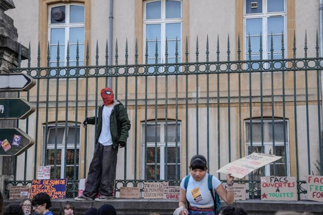 Students clash with police during high-school mobilization in Nancy NANCY, FRANCE - OCTOBER 2: Students gather around several schools and clash with police forces as a nationwide high-school mobilization continues over school conditions and demands for greater education resources in Nancy, France on October 2, 2026. Police deploy security units around several locations as demonstrations and blockades continue. Muhammed Said Tako Anadolu Nancy France. Editorial use only. Please get in touch for any other usage. Copyright: x2026xAnadoluxMuhammedxSaidxTakox
