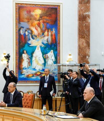 BELARUS, MINSK - OCTOBER 2, 2026: Mikhail Mishustin (R), Russia s Prime Minister, and his counterpart Abdulla Aripov of Uzbekistan attend a meeting between Alexander Lukashenko, President of Belarus, and the heads of government of the Eurasian Economic Union at the Independence Palace Minsk Belarus  - ZUMAt113 20261002_zaa_t113_172 Copyright: xDmitryxAstakhovx