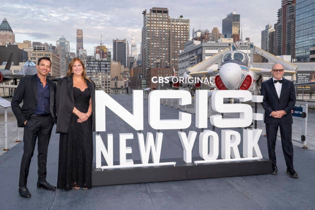 October 1, 2026, New York, New York, USA: GEORGE CHEEKS, AMY REISENBACH and DAVID STAPF attend the CBS, NCIS New York Premiere at the USS Intrepid Museum in New York. 1 October 2026 New York USA - ZUMAa265 20261001_zep_a265_074 Copyright: xEricxAcquayex