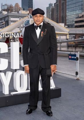 October 1, 2026, New York, New York, USA: LL COOL J attends the CBS, NCIS New York Premiere at the USS Intrepid Museum in New York. 1 October 2026 New York USA  - ZUMAa265 20261001_zep_a265_100 Copyright: xEricxAcquayex
