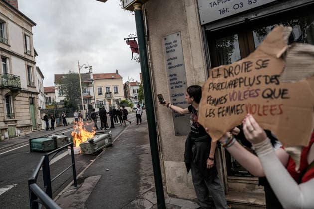 Students clash with police during high-school mobilization in Nancy NANCY, FRANCE - OCTOBER 2: Students gather around several schools and clash with police forces as a nationwide high-school mobilization continues over school conditions and demands for greater education resources in Nancy, France on October 2, 2026. Police deploy security units around several locations as demonstrations and blockades continue. Muhammed Said Tako Anadolu Nancy France. Editorial use only. Please get in touch for any other usage.  Copyright: x2026xAnadoluxMuhammedxSaidxTakox