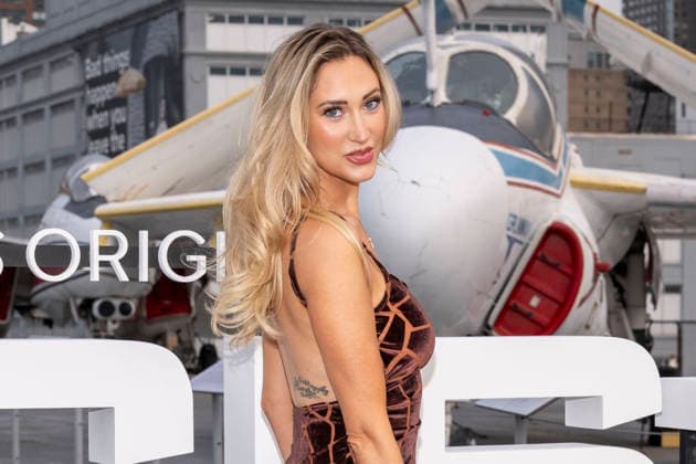 October 1, 2026, New York, New York, USA: TAYLOR RAY attends the CBS, NCIS New York Premiere at the USS Intrepid Museum in New York. 1 October 2026 New York USA - ZUMAa265 20261001_zep_a265_092 Copyright: xEricxAcquayex