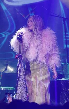 MEXICO CITY, MX - October 2: Jessica Simpson during her performance at La Maraka in Mexico City. onOctober 1, 2026. Copyright: xAlfonsoxManzano Clasos MediaPunchx
