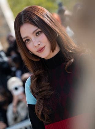 Paris Fashion Week: Celebrity Arrivals at the Loewe Fashion Show Pimchanok Luevisadpaibul 460139 October 2, 2026 Luevisadpaibul, Pimchanok  Copyright: xIvankaxVoisinx xStarfacex STAR_460139_018
