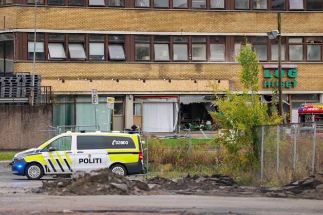 Explosion in Okern, Oslo Oslo 20261002 Police are evacuating an area and establishing a security perimeter around the building following a possible explosion in Okern, Oslo Photo by Jonas Been Henriksen, NTB Oslo, Norway XxKiOS6jnlU EDITORIAL USE ONLY Ref BNCXxKiOS6jnlU jpg  Copyright: xJonasxBeenxHenriksenx xNTBx