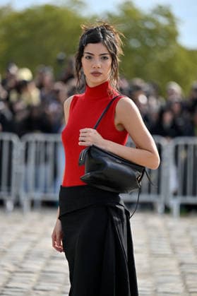 PFW Loewe Outside Arrivals Guest arriving at the Loewe show during Paris Fashion Week, in Paris, France on 2 October 2026. Photo by Julien Reynaud APS-Medias ABACAPRESS.COM Paris France  Copyright: xReynaudxJulien APS-Medias ABACAx