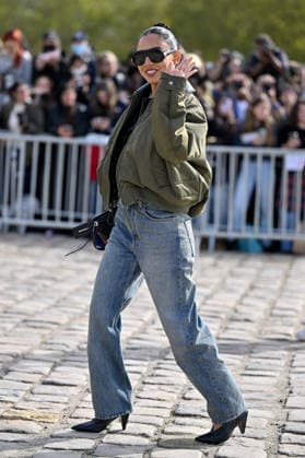 PFW Loewe Outside Arrivals Guest arriving at the Loewe show during Paris Fashion Week, in Paris, France on 2 October 2026. Photo by Julien Reynaud APS-Medias ABACAPRESS.COM Paris France  Copyright: xReynaudxJulien APS-Medias ABACAx