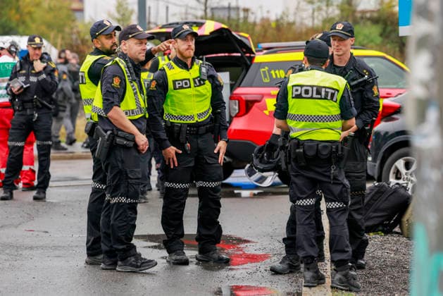 Explosion in Okern, Oslo Oslo 20261002 Police are evacuating an area and establishing a security perimeter around the building following a possible explosion in Okern, Oslo Photo: Jonas Been Henriksen, NTB Oslo, Norway zc1zsN 4dSk EDITORIAL USE ONLY Ref BNCzc1zsN 4dSk jpg  Copyright: xJonasxBeenxHenriksenx xNTBx