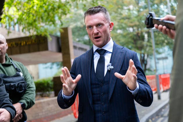 Tommy Robinson leaves Southwark Crown Court LONDON, UNITED KINGDOM - OCTOBER 2: Tommy Robinson, whose real name is Stephen Yaxley-Lennon, leaves Southwark Crown Court in London, Britain, October 2, 2026, after attending an application hearing ahead of his trial on two charges of harassment causing fear of violence against two MailOnline journalists. He has pleaded not guilty. Thomas Krych Anadolu London United Kingdom. Editorial use only. Please get in touch for any other usage. Copyright: x2026xAnadoluxThomasxKrychx