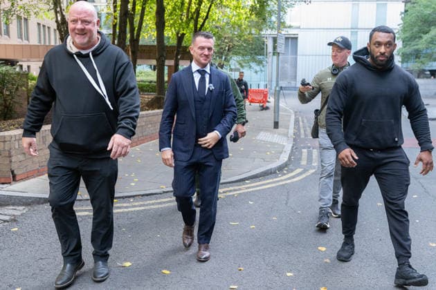 Tommy Robinson leaves Southwark Crown Court LONDON, UNITED KINGDOM - OCTOBER 2: Tommy Robinson, whose real name is Stephen Yaxley-Lennon, leaves Southwark Crown Court in London, Britain, October 2, 2026, after attending an application hearing ahead of his trial on two charges of harassment causing fear of violence against two MailOnline journalists. He has pleaded not guilty. Thomas Krych Anadolu London United Kingdom. Editorial use only. Please get in touch for any other usage. Copyright: x2026xAnadoluxThomasxKrychx
