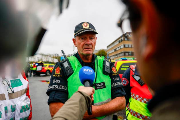 Explosion in Okern, Oslo Oslo 20261002 Incident Commander Tore Barstad addresses the press after police evacuated an area and established a security perimeter around the building following a possible explosion in Okern, Oslo Photo by Jonas Been Henriksen, NTB, Oslo, Norway HsXGxU kRvI EDITORIAL USE ONLY Ref BNCHsXGxU kRvI jpg  Copyright: xJonasxBeenxHenriksenx xNTBx