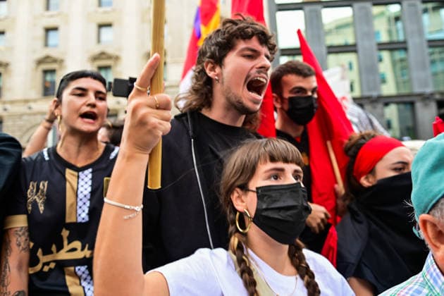 October 2, 2026, Madrid, Madrid, SPAIN: Housing activists and demonstrators confront far-right YouTubers during a protest outside the Spanish Congress of Deputies in Madrid, Spain, on October 2, 2026. The content creators are urged to leave the demonstration amid verbal confrontations with protesters, who object to their presence and recording activities. The protest, organized by the Sindicato de Inquilinas e Inquilinos de Madrid, takes place during the parliamentary vote on two housing decrees concerning tenant protection and affordable housing. Madrid SPAIN - ZUMAz108 20261002_znp_z108_034 Copyright: xRichardxZubelzux
