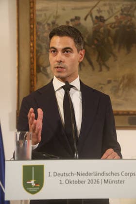 Meeting between the German Chancellor, the Prime Minister of the Netherlands, and the NATO Secretary General at the 1st German-Dutch Corps; press conference with Rob Jetten (D66), Prime Minister of the Netherlands; Münster, North Rhine-Westphalia, DEU, Germany, October 1, 2026