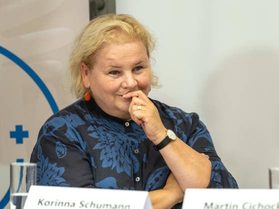 October 2, 2026 Press Conference on Health in Austria Federal Minister of Labor, Social Affairs, Health, Long-Term Care, and Consumer Protection Korinna Schumann (SPÖ) on October 2, 2026, at the press conference reviewing five years of the PVE Sonnwendviertel—medical care and psychosocial support under one roof at the PVE Sonnwendviertel in Vienna, Vienna, Austria