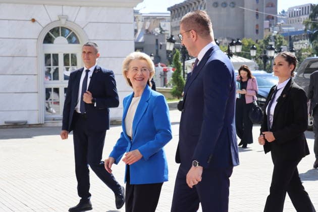European Commission President Ursula von der Leyen visits North Macedonia SKOPJE, NORTH MACEDONIA - OCTOBER 2: European Commission President Ursula von der Leyen (L) visits Skopje during her tour of Western Balkan countries and is welcomed with an official ceremony by North Macedonia s Prime Minister Hristijan Mickoski (R) before holding talks and a joint press conference at the Prime Minister s Office, in North Macedonia, on October 2, 2026. Umeys Sulejman Anadolu Skopje North Macedonia. Editorial use only. Please get in touch for any other usage.  Copyright: x2026xAnadoluxUmeysxSulejmanx