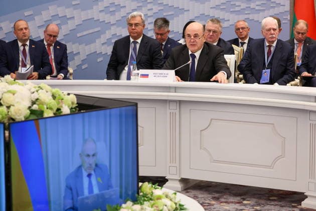 BELARUS, MINSK - OCTOBER 2, 2026: Mikhail Mishustin, Russia s Prime Minister, attends an expanded meeting of the Eurasian Intergovernmental Council, with his counterpart Nikol Pashinyan of Armenia appearing online Minsk Belarus  - ZUMAt113 20261002_zaa_t113_280 Copyright: xAlexanderxRyuminx