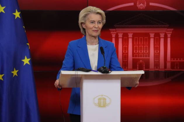 EU Commission President Ursula von der Leyen meets Prime Minister Hristijan Mickoski in Skopje SKOPJE, NORTH MACEDONIA - OCTOBER 2: European Commission President Ursula von der Leyen and Prime Minister of North Macedonia Hristijan Mickoski (not seen) hold a joint press conference following their bilateral meeting at the Government Building in Skopje, North Macedonia on October 2, 2026. Von der Leyen visited Skopje as part of her Western Balkans tour to discuss EU accession progress and regional cooperation. Umeys Sulejman Anadolu Skopje North Macedonia. Editorial use only. Please get in touch for any other usage. Copyright: x2026xAnadoluxUmeysxSulejmanx
