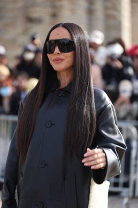 Sabrina Sato arrives at the Loewe Women s Ready-to-Wear Spring Summer 2027 show during Paris Fashion Week (PFW) on the Esplanade Saint-Louis in Paris, France, on October 2, 2026. Denis Guignebourg, Bestimage. Arrivals at the Loewe Women’s Ready-to-Wear Spring Summer 2027 show as part of Paris Fashion Week on October 2, 2026, in Paris, France. Paris, France  Copyright: xDenisxGuignebourgx xBestimagexDenisxGuignebourgx xBestimagex