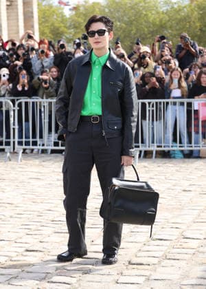 Masaki Okada arrives at the Loewe Women s Ready-to-Wear Spring Summer 2027 show during Paris Fashion Week (PFW) on the Esplanade Saint-Louis in Paris, France, on October 2, 2026. Denis Guignebourg, Bestimage. Arrivals at the Loewe Women’s Ready-to-Wear Spring Summer 2027 show as part of Paris Fashion Week on October 2, 2026, in Paris, France. Paris, France Copyright: xDenisxGuignebourgx xBestimagexDenisxGuignebourgx xBestimagex