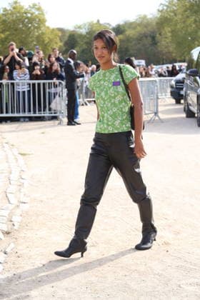 Laika Blanc Francard arrives at the Loewe Women’s Ready-to-Wear Spring Summer 2027 show during Paris Fashion Week (PFW) on the Esplanade Saint-Louis in Paris, France, on October 2, 2026. Denis Guignebourg, Bestimage. Arrivals at the Loewe Women’s Ready-to-Wear Spring Summer 2027 show as part of Paris Fashion Week on October 2, 2026, in Paris, France. Paris, France Copyright: xDenisxGuignebourgx xBestimagexDenisxGuignebourgx xBestimagex