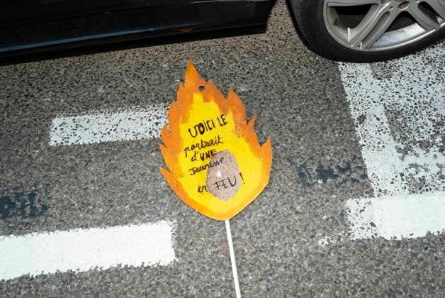 High School Student Protests Spread Across France - Montauban A billboard with a flame motif – Here is a portrait of a youth on FIRE! Roadblock and placards outside Michelet Sixth Form College. Blockades at the Bourdelle and Michelet secondary schools in Montauban. The students protest continues this Friday, 2 October, in Occitanie and across all regions of France. In Montauban, police are securing the Antoine Bourdelle secondary school, where several rubbish bins have been set alight. France, Montauban, 2 October 2026. Photo by Patricia Huchot-Boissier ABACAPRESS.COM Montauban OCCITANIE France  Copyright: xHuchot-BoissierxPatricia ABACAx