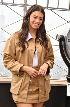 NEW YORK, NY - OCTOBER 1: Amber Midthunder pictured during a visit at the Empire State Building Ahead of the Release of Mike Flannigan s Carrie on October 1, 2026 in New York City. Credit: Credit: AdMedia New York City USA - ZUMAa123 20261001_zaa_a123_342 Copyright: xJohnxFyckex