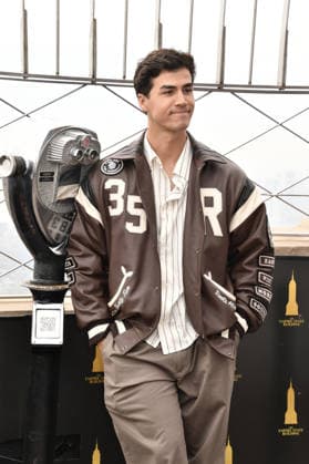 NEW YORK, NY - OCTOBER 1: Joel Oulette pictured during a visit at the Empire State Building Ahead of the Release of Mike Flannigan s Carrie on October 1, 2026 in New York City. Credit: Credit: AdMedia New York City USA - ZUMAa123 20261001_zaa_a123_362 Copyright: xJohnxFyckex