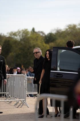 IPA89217524 - Paris, France, October 2, 2026. Guests arrive at the LOEWE Spring Summer 2027 fashion show during Paris Fashion Week Pictured: Tim Burton  Copyright: xGINEVRAxFATARELLAx xx IPA89217524