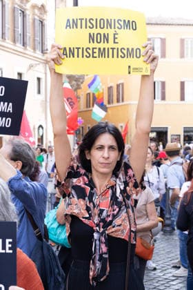 IPA89220721 - Protest in Piazza Montecitorio in Rome against the passage of the Anti-Semitism Decree-Law Copyright: xMatteoxNardonex xx IPA89220721