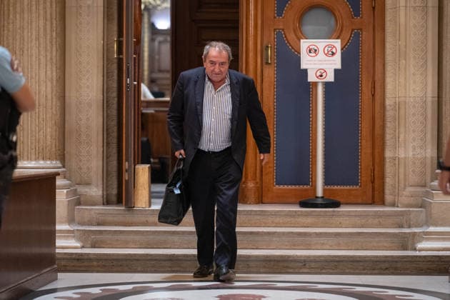 Resumption and Conclusion of the Francois Bayrou Trial - Paris AJ French lawyer Patrick Maisonneuve leaves the courtroom at the end of the trial during a hearing of the appeal trial over the alleged misuse of European Parliament funds to pay fictitious parliamentary assistants for the centrist party MoDem, at the Paris courthouse in Paris on October 2, 2026. Former Prime minister François Bayrou and ten former MoDem executives must answer, starting September 9, 2026, before the Paris appeal court for misappropriation of funds in the case of the MEP assistants, a ten-year-old case in which the former Prime Minister had been acquitted at first instance. Photo by Alexis Jumeau ABACAPRESS.COM Paris France Copyright: xJumeauxAlexis ABACAx