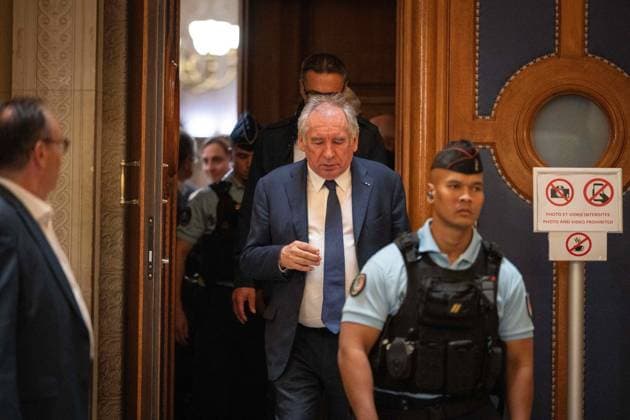 Resumption and Conclusion of the Francois Bayrou Trial - Paris AJ French politician Francois Bayrou leaves the courtroom at the end of the trial during a hearing of the appeal trial over the alleged misuse of European Parliament funds to pay fictitious parliamentary assistants for the centrist party MoDem, at the Paris courthouse in Paris on October 2, 2026. Former Prime minister François Bayrou and ten former MoDem executives must answer, starting September 9, 2026, before the Paris appeal court for misappropriation of funds in the case of the MEP assistants, a ten-year-old case in which the former Prime Minister had been acquitted at first instance. Photo by Alexis Jumeau ABACAPRESS.COM Paris France  Copyright: xJumeauxAlexis ABACAx