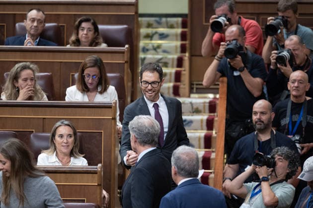 Congress Votes on Housing Decrees PP Representative Sergio Sayas during a plenary session in the Congress of Deputies on October 2, 2026, in Madrid, Spain. Congress is voting today on whether to ratify or repeal the two Royal Decrees on housing issued by the government this week in the Official State Gazette (BOE). Specifically, these are Royal Decree-Law 26 2026, dated September 29, which adopts urgent measures to protect the social function of housing and expand the supply of affordable housing, and Royal Decree-Law 27 2026, of September 29, adopting urgent measures to strengthen the stability of lease agreements for primary residences OCTOBER 2, 2026 Jesús Hellí Madrid Madrid Spain Copyright: xJesusxHellinx 7815673