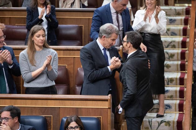 Congress Votes on Housing Decrees PP Representative Sergio Sayas and Popular Party President Alberto Núnez Feijóo during a plenary session in the Congress of Deputies on October 2, 2026, in Madrid, Spain. Congress is voting today on whether to ratify or repeal the two Royal Decrees on housing issued by the government this week in the Official State Gazette (BOE). Specifically, these are Royal Decree-Law 26 2026, dated September 29, which adopts urgent measures to protect the social function of housing and expand the supply of affordable housing, and Royal Decree-Law 27 2026, of September 29, adopting urgent measures to strengthen the stability of lease agreements for primary residences OCTOBER 2, 2026 Jesús Hellí Madrid Madrid Spain Copyright: xJesusxHellinx 7815676
