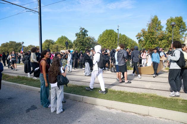 Blockade of the Joliot Curie Sixth Form College in Aubagne by pupils on 2 October 2026 - 02 11 2026 - France Bouches-du-Rhone Marseille - SylvainxRostaingx xLexPictorium LePictorium_0341609
