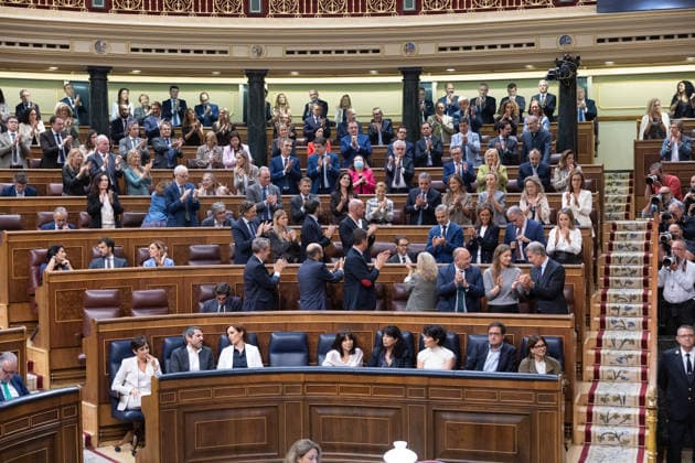Congress Votes on Housing Decrees: Members of Congress during a plenary session at the Congress of Deputies on October 2, 2026, in Madrid, Spain. Congress is voting today on whether to ratify or repeal the two Royal Decrees on housing issued by the government this week in the Official State Gazette (BOE). Specifically, these are Royal Decree-Law 26 2026, of September 29, which adopts urgent measures to protect the social function of housing and expand the supply of affordable housing, and Royal Decree-Law 27 2026, dated September 29, adopting urgent measures to strengthen the stability of lease agreements for primary residences OCTOBER 2, 2026 Jesús Hellí Madrid Madrid Spain  Copyright: xJesusxHellinx 7815720