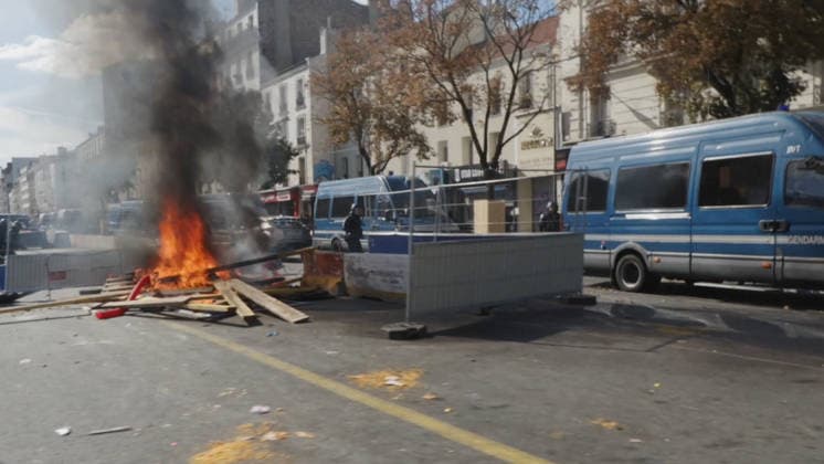 Clashes During Student Protest - Pantin Videograbs - Clashes between students and police during a student protest in Pantin, near Paris, France, on October 2, 2026. Since late September, students have been organizing protests outside their schools to highlight various issues, ranging from class schedules and class sizes to teacher shortages and excessive heat in classrooms during this year’s heat waves. These protests began in Île-de-France, the Paris region, but have now spread to other cities across the country. Photo by CLPRESS ABACAPRESS.COM Pantin France Copyright: xCLPRESS ABACAx