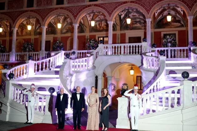 President Sergio Mattarella in Monaco PHOTOPQR NICE MATIN Cyril Dodergny Monaco Oct. 2, 2026 Monaco, Oct. 2, 2026 Cours d’Honneur of the Prince’s Palace Arrival of President Mattarella and his daughter, welcomed by Prince Albert II and Princess Charlene for dinner at the Palace, Monaco, Oct. 2, 2026. State visit of Italian President Sergio Mattarella, meeting the princely family upon his arrival at the Palace in Monaco, France  Copyright: xPHOTOPQR NICExMATIN MAXPPPxCyrilxDodergnyx 20261002NIM2876 20261002NIM2876