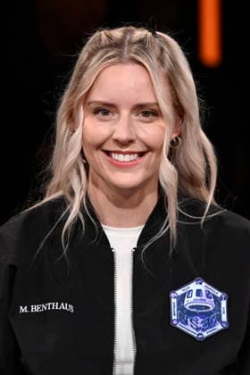Michaela Benthaus during the taping of the RB talk show 3nach9 at Radio Bremen s Studio Bremen, October 2, 2026 Foto:xC.xNiehausx xFuturexImagex 3nach9_6011