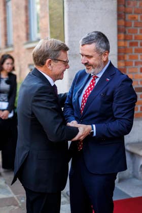 L R Johann Wadephul, CDU, Federal Minister of Foreign Affairs, photographed during a meeting with his Slovenian counterpart, Tone Kajzer, in Ljubljana, October 2, 2026. Photographed on behalf of the Federal Foreign Office, Ljubljana, Slovenia Copyright: xAmreixSchulzx