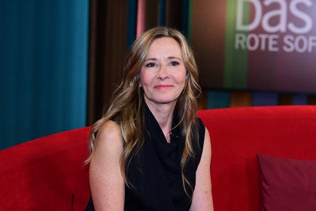 Andrea Wulf and Hinnerk Baumgarten during the Das Rote Sofa TV show at NDR Studios on October 2, 2026, in Hamburg, Germany. Andrea Wulf appears on the TV show Das Rote Sofa in Hamburg, Germany.