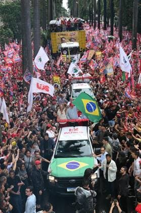 RECORD DATE NOT STATED President Luiz Inacio Lula da Silva during the closing campaign event in Belo Horizonte. Belo Horizonte (MG), 02 10 2026 - Elections Lula Event - President Luiz Inacio Lula da Silva participates this Friday (2) of October 2026, in a campaign closing event in the final stretch of the first round of the 2026 elections in the city of Belo Horizonte.(Foto: Paulo Ti Thenews2 imago images) President Luiz Inacio Lula da Silva during the closing campaign event in Belo Horizonte.  Copyright: xPauloxTix