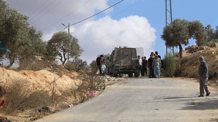 October 2, 2026, Nablus, Palestine, State of: BEITA, NABLUS, PALESTINE †OCTOBER 2, 2026: Israeli settlers and Israeli forces attacked Palestinian farmers while they were picking olives in the Jabal Al-Arma area, east of Beita, south of Nablus. Settlers fired live ammunition toward the farmers, with no injuries reported. According to the Palestinian Red Crescent Society, Israeli forces also beat a 46-year-old Palestinian farmer during raids on olive farms in Beita. Witnesses told Anadolu that Israeli forces fired stun grenades and tear gas at farmers in the Jabal Al-Arma area, forcing them to leave. The olive harvest begins in early October and continues through the end of November, making it an important agricultural and economic se - ZUMAq101 20261002_zna_q101_074 Copyright: xSalmanxMohsenxAlkhatibx