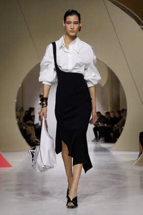 (261003) -- PARIS, Oct. 3, 2026 -- A model presents a creation from the Womenswear Spring Summer 2027 collections by Givenchy during the Paris Fashion Week in Paris, France, Oct. 2, 2026. ( Handout via Xinhua) FRANCE-PARIS-FASHION WEEK-GIVENCHY MeetEurope 