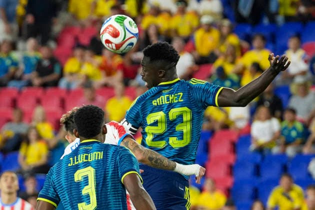 Davinson Sanchez (R) of Colombia heads a ball during a friendly match at Sports Illustrated Stadium in New Jersey, United States, 02 October 2026. Friendly Match - Colombia vs. Paraguay !ACHTUNG: NUR REDAKTIONELLE NUTZUNG! Copyright: xÁngelxColmenaresx AMDEP3445 20261003-55021573493_1