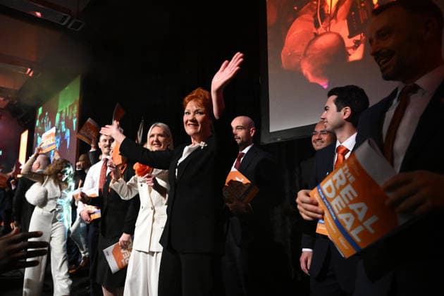 ONE NATION CAMPAIGN LAUNCH, One Nation leader Pauline Hanson is joined on stage by Victorian state candidates during the launch of the One Nation 2026 Victorian State Campaign at in Melbourne, Saturday, October 3, 2026. ( NO ARCHIVING MELBOURNE VICTORIA Australia  Copyright: xJOELxCARRETTx 20261003111430000011