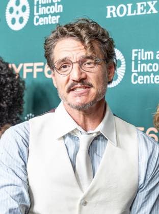 October 2, 2026, Bronx, New York, USA: Pedro Pascal wearing dress by Chanel attends screening of Behemoth at annual NYFF64 at Alice Tully Hall at Lincoln Center in New York, NY on October 2, 2026. Bronx USA - ZUMAr339 20261002_znp_r339_074 Copyright: xLevxRadinx