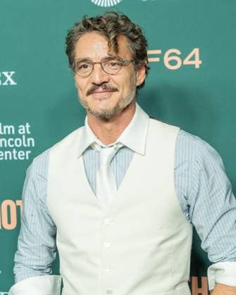 October 2, 2026, Bronx, New York, USA: Pedro Pascal wearing dress by Chanel attends screening of Behemoth at annual NYFF64 at Alice Tully Hall at Lincoln Center in New York, NY on October 2, 2026. Bronx USA - ZUMAr339 20261002_znp_r339_043 Copyright: xLevxRadinx