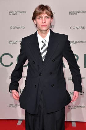 Emmanuel Macchia at the premiere of the movie *Coward* at the silent green Kulturquartier in Berlin, October 2, 2026 Foto:xM.xBehrensx xFuturexImagex coward_6046